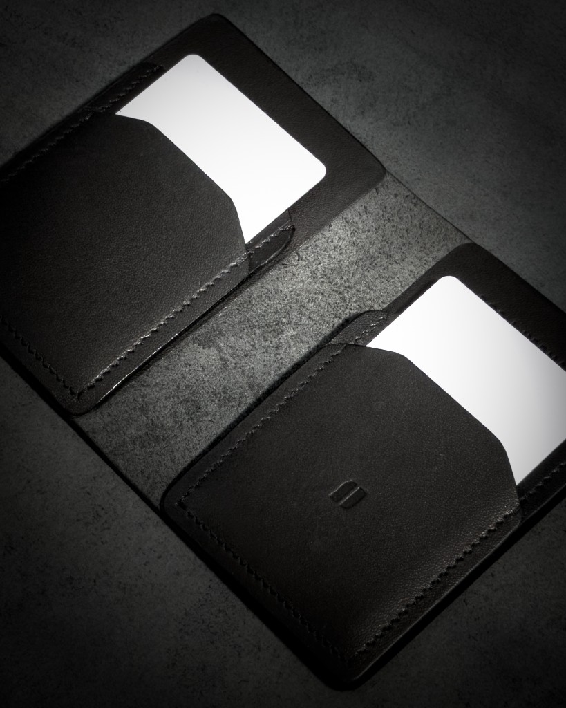 The Book Dual Wallet, full grain leather — 1/4